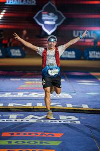 BIB: 9709
                            <button type="button" onclick="openModal(22751921)" class="btn btn-primary btn-sm float-right btn-popup" data-toggle="modal" data-target=".modal-high-quality">
                        <i class="fas fa-shopping-cart"></i> Add to Cart
                    </button>
                                            <button type="button" onclick="isThisMe(22751921, true)" class="btn btn-success btn-sm float-right btn-popup btn-isme hidden" data-toggle="tooltip" data-placement="bottom" title="นี่คือรูปของคุณใช่ไหม คลิกที่นี่เพื่อเอาเข้าอัลบั้ม">
                        <i class="fas fa-plus"></i> Add to album
                    </button>
                    <button type="button" onclick="isThisMe(22751921, false)" class="btn btn-warning btn-sm float-right btn-popup btn-isnotme hidden">
                        <i class="fas fa-ban"></i> Remove from album
                    </button>